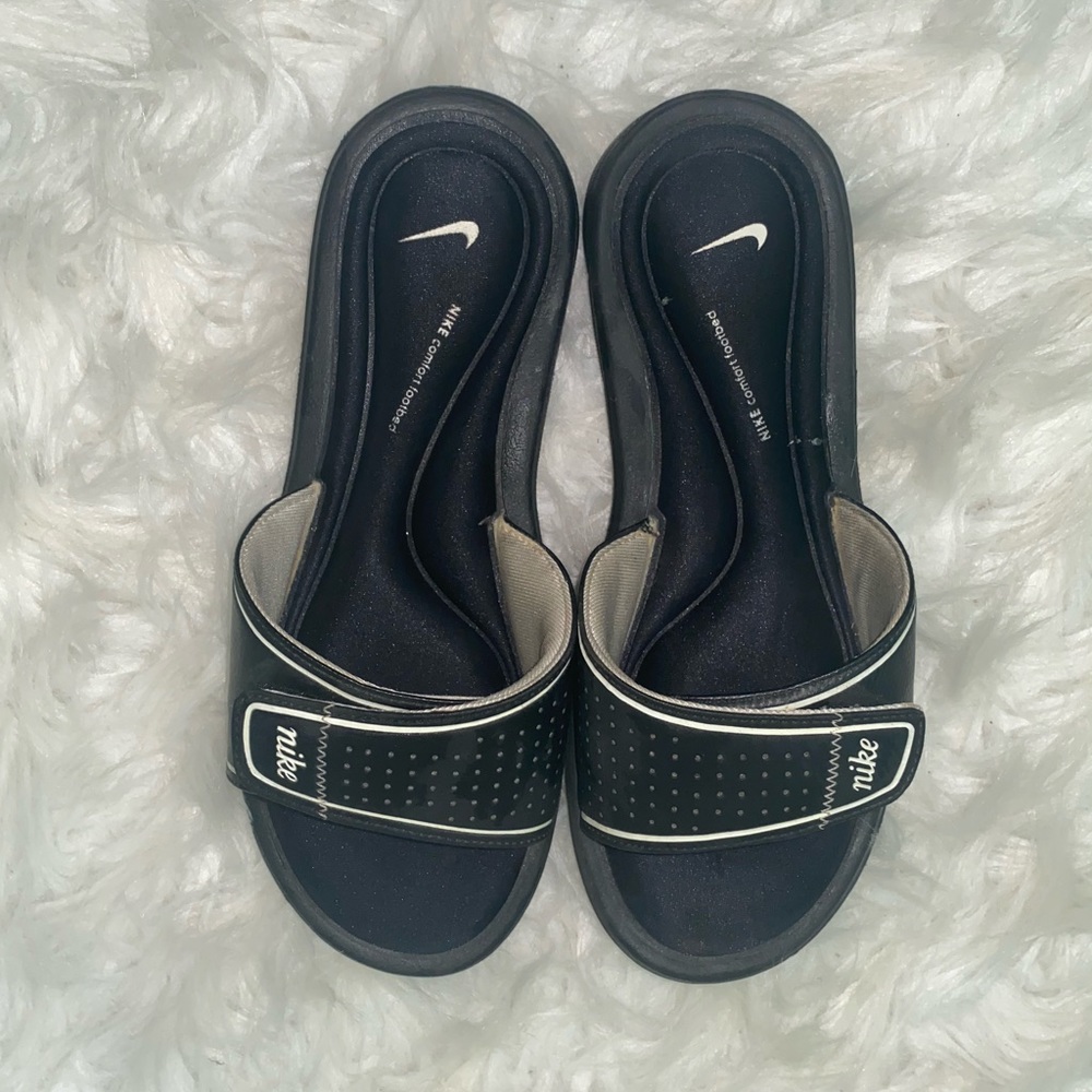 - Nike slides
